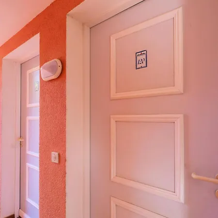 Apartment Le Hameau De Cap Esterel - Maeva - 4 Personnes - Selection Mae-0574